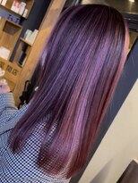 ヘアーデザイン ディードット ウル(D. ulu)&nbsp;【渡辺秀斗】ピンクハイライト