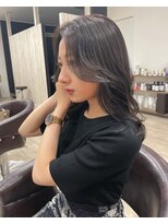 アトレ(attrait)&nbsp;＊大人可愛いダークグレージュ フェイスレイヤー セミロング