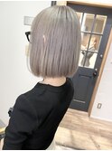 ホワイトベージュボブ