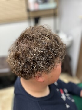 リノ(Lino) 波巻きパーマ×ハイライト