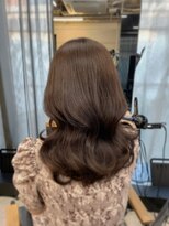 アリュウル 表参道 青山(Allure) 後ろ姿美人/レイヤーカット×くびれ巻き◎ 上野