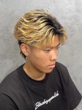 ネクストゼロ(NEXT zerO) ブリーチパーマ フェザーショート