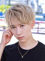 メンズフィール 心斎橋(MENS FEEL) シースルーマッシュ　ニュアンスパーマ　フェザーショート　金髪
