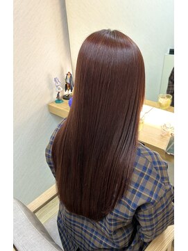 エクラートリアーラ 町田店(ECLART Reala) ワインレッドカラー