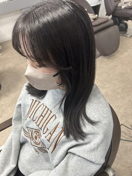 ラヴィリス バイ レム(Raviliss by rem) ワンホンヘア/ミラーカラー