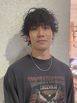 キオナ 勝どき(Kiona) 無造作マッシュパーマ