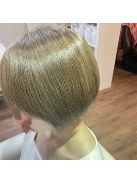 ヘアーレクスアリイ(Hair Lex Alii) 明るめブラウンカラー