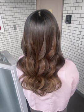 ソノ(sono) 巻き下ろし コテ巻き ダウンスタイル デートヘア 推し活ヘア