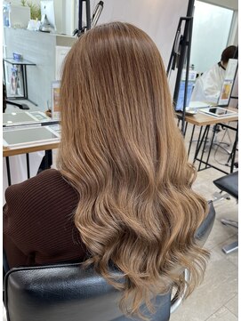 ケーオーエスピンク(K O S pink) 白髪ぼかし/ハイライト/ミルクティーベージュ