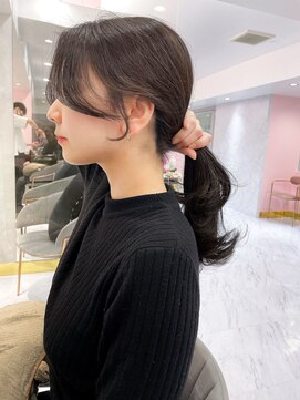 ジーナリア(Xena ria) 《袴田》韓国風顔周り/おくれ毛