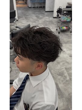 オム ブランシェ(HOMME BLANCHE’) 【Ryo】ショートフェザーパーマ