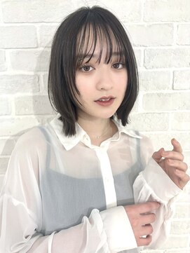 リコバイアフロート(riko by afloat) レイヤーカット/ヘアセット/縮毛矯正/韓国[stylist竹田]