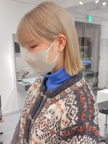 レフ(LEF)&nbsp;ダブルブリーチ/ブロンドベージュ/ハイトーン/切りっぱボブ