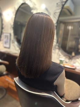 髪質改善ヘアエステ アリュール(allure)の写真/気になる白髪をしっかりカバーしながら髪質改善し、理想の色味を叶えます♪サラサラしなやかな美髪に☆