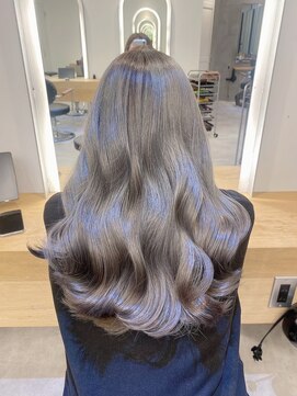 ジーナ 船橋(Zina) 髪質改善＊ロングレイヤーグレーベージュ＊美髪【Zina船橋】