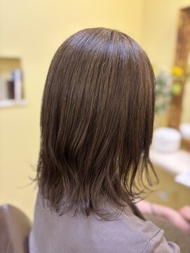 ヘアーデザイン モモ(Hair Design MoMO) 大人女性ミディアム