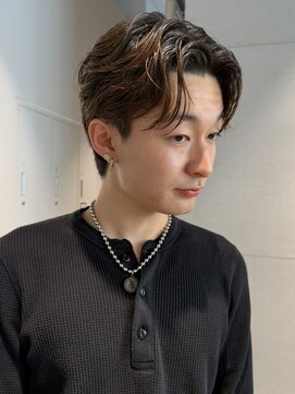トリッカ シブヤ(TRICCA SHIBUYA) メンズカットパーマフェザーニュアンス毛流れセンターパート渋谷