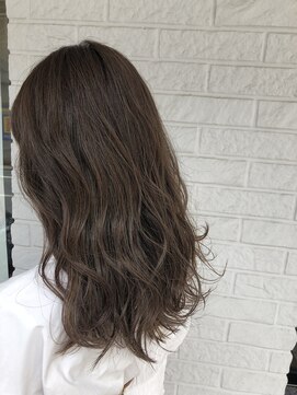 ヘアーアンドビュー ティーリタ 蕨(RITA) シア―グレージュ〇圧倒的透明感カラー