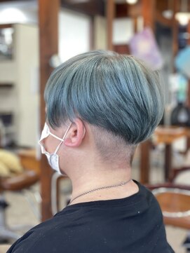 ヤソ(yaso) エメラルド　　×  ツーブロック　×  2021