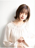 小顔フェイスレイヤー10代20代ミディアムボブ外巻きスタイル