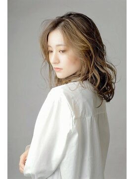 セカンドプレイス(2nd place) ハイライトマットベージュ