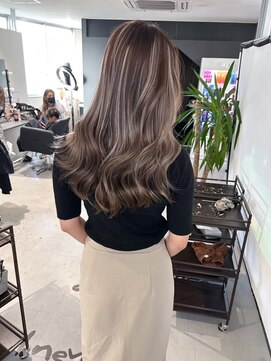 キング(K!ng) 縮毛矯正髪質改善ハイライトレイヤーカット枚方美容室エクステ