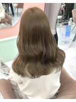 ガーランド(Girland)&nbsp;透明感オリーブベージュ♪ 【Girland】