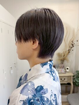 ロッカ(ROCCA) 首元すっきり上品ショート