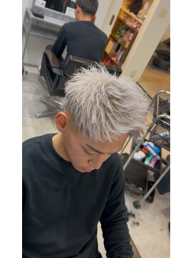 イーラ アメ村店(era) ハイトーンジェットパーマ/メンズ/刈り上げ/眉毛/ツイスト