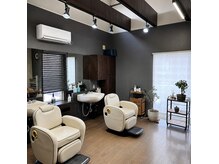 ヘアーグランツ(hair Glanz)の雰囲気（落ち着いた雰囲気のメンズブースもあります。＃メンズカット）