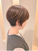 ショートボブ