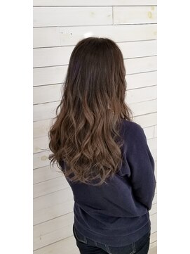 ラック 辻堂(LUCK) 大人グラデ