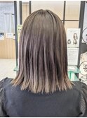 切りっぱなしボブ グラデーションカラー