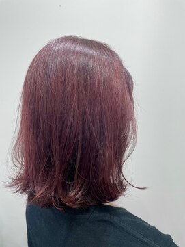 アイリー(AiRiy) 【AMI】 ベリーカラー×鎖骨ミディ