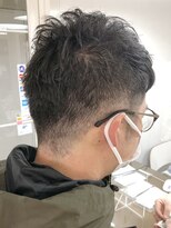 ヘッズ 本八幡店(HEADS)&nbsp;MEN'S HAIR  センターパート　ツイストスパイラル　コンマヘア