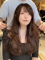 ティア(Tia.)&nbsp;（ロングレイヤーカット/内巻きワンカール/前髪/小顔）