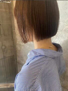 フー(fue’) ぷつっとボブ/艶髪アプリコットブラウン