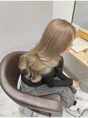 髪質改善カラー・ミルクティーベージュ・艶髪ロングヘア