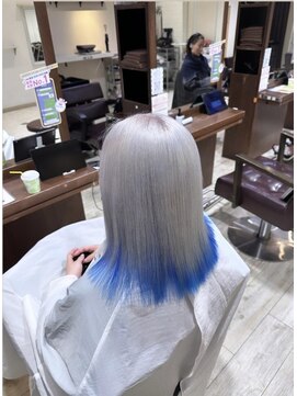 リー ルーチェ 布施(Lee Luce) ホワイトシルバー×ブルー