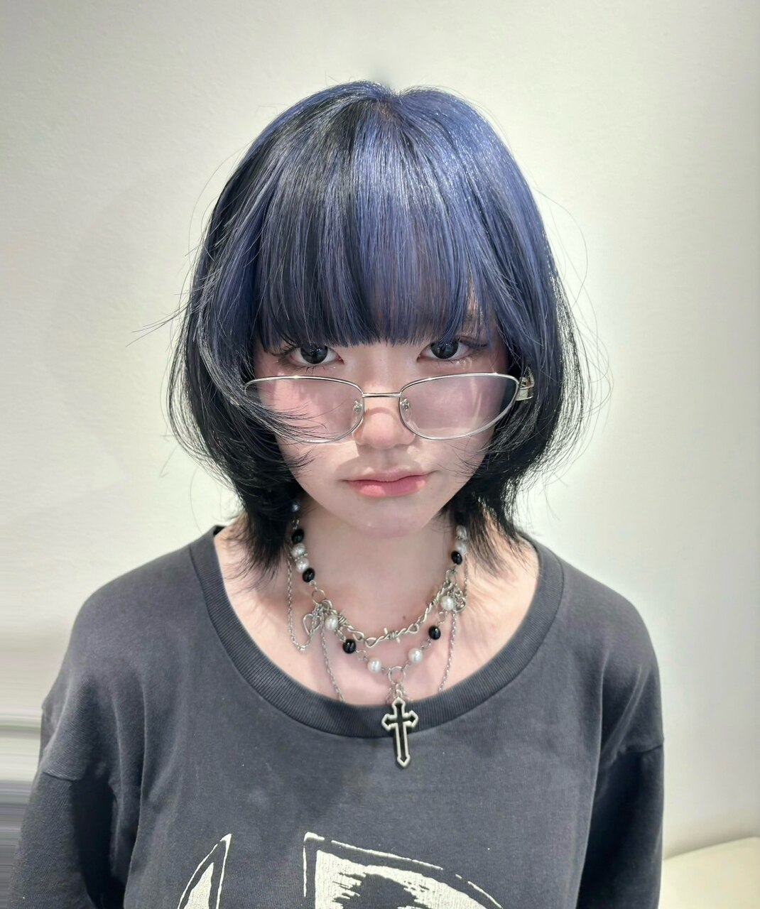 2025年-2026年冬】ツートンカラーの髪型・ヘアアレンジ｜人気順