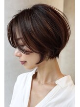 レリー 伊丹(Rely) 美シルエットショートボブ