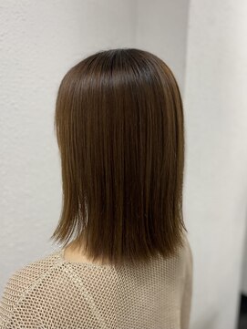 ジェナ(Jena) ツヤツヤボブ