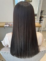 ルッソカナン(Lusso canaan)&nbsp;自然なツヤツヤストレート