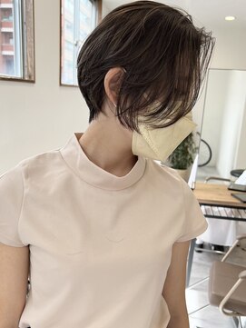 キノ(kino) ハンサムショート前髪なしミルクティハイライト20代30代40代