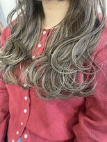 レイリー(LAiLy)&nbsp;インナーカラー　ハイライト　白髪ぼかしハイライト