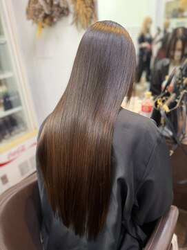 ルアナ 名古屋店(Luana) 絹髪ダークアッシュブラウン