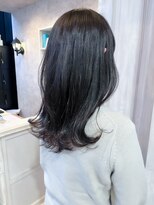 キャアリー(Caary) 福山人気20代30代透明感ダークグレージュゆるふわ波巻き艶髪小顔