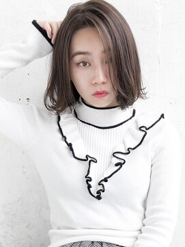 ルティア(Lutia) ミルキーグレージュ ニュアンスカール!