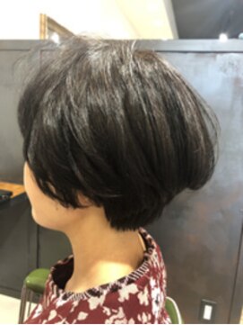 トンネルヘアー(Tunnel hair) ふんわりボブ