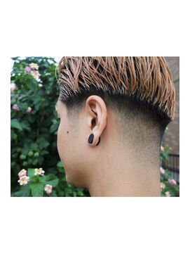 ホープ 渋谷(HOPE) 重めフェードカット